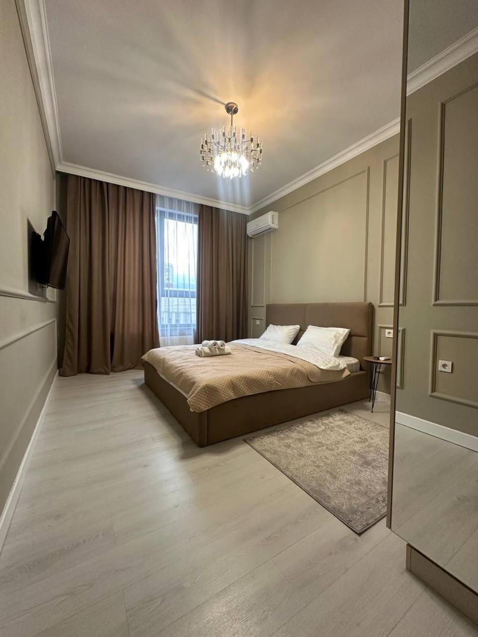 Apartment стильные семейные трц Mega Almaty