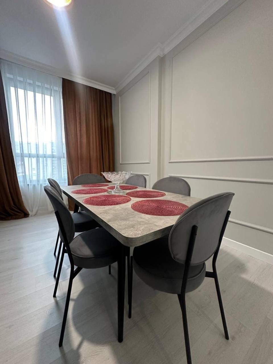стильные семейные трц Mega Apartment Almaty