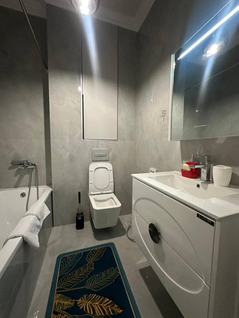 стильные семейные трц Mega Almaty