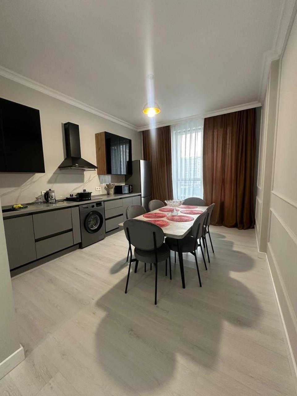 стильные семейные трц Mega Apartment
