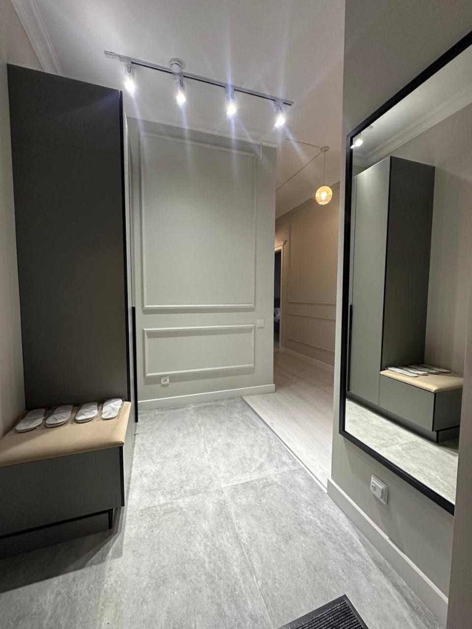 Apartment стильные семейные трц Mega Almaty